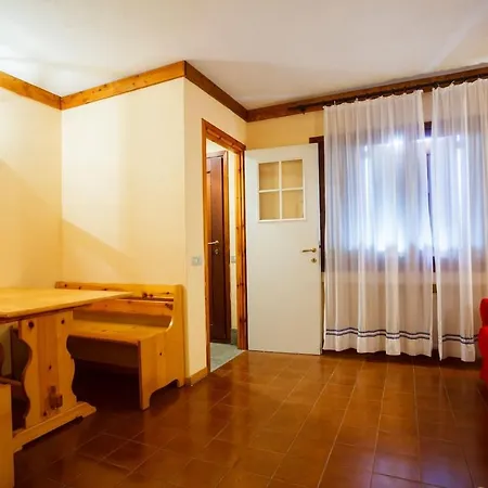Διαμέρισμα Short Breaks Abeti 3-7 *